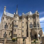 Northern Spain Tour in private 8 - 15 days Spanish English - Starting the Journey at Cape Finisterre, the "End of the World"