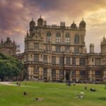 Nottingham Private Guided Walking Tour - Exploring Nottinghams Historic Architecture and Memorials