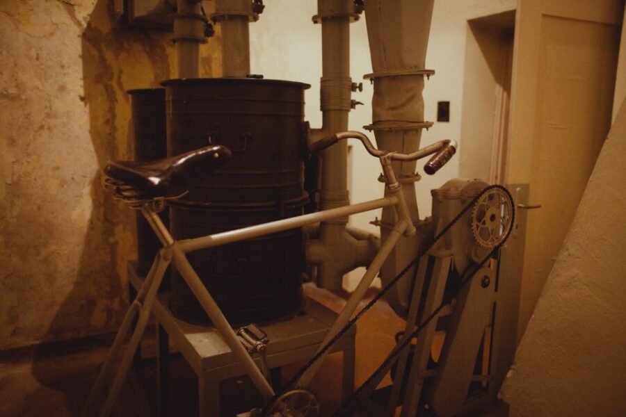 Nowa Huta: Steelworks Administration Buildings/Shelters Tour - Exploring Nowa Huta: A Utopian Socialist City