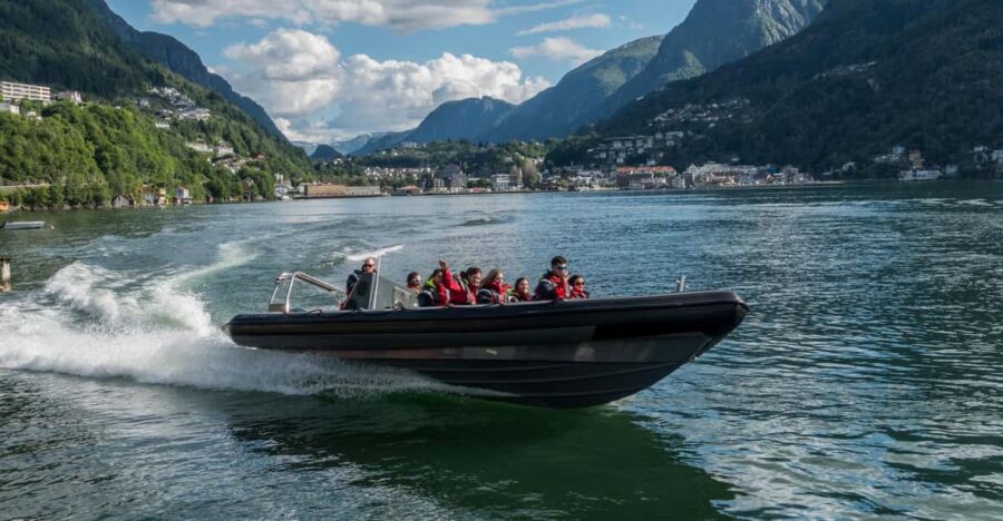 Odda: RIB Boat Tour on the Hardangerfjord - Starting at Odda Harbor for an Exciting Fjord Exploration