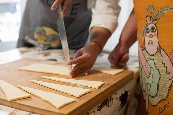 Ohlala Croissants in Paris! - Making Croissants with Expert Instruction in a Private Apartment