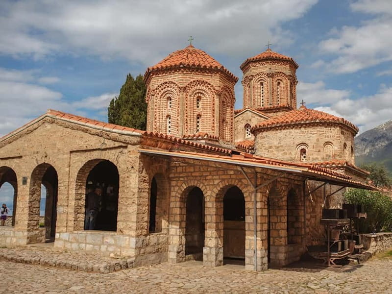 Ohrid & Traditional Village: Private Tour from Tirana/Durres - Exploring Samuels Fortress in Ohrid