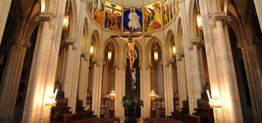 Old Quarter: Austrias, Cathedral, and Royal Palace with Local Guides - Visiting Madrid’s Iconic Squares: Sol, Plaza Mayor, and Plaza de la Villa