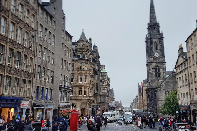 Old Town Historical and Underground Tour - The Expertise of the Guides