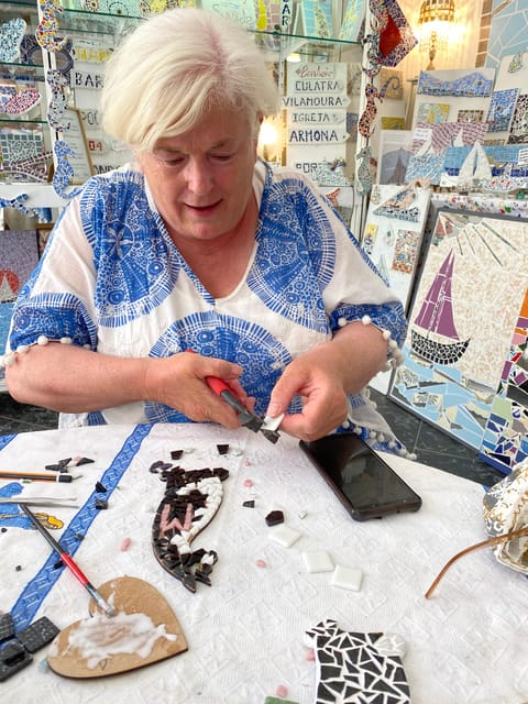 Olhão: Art Mosaic 2 hours Workshop by MosaicOlhão - Step-by-Step Process of Creating Your Mosaic