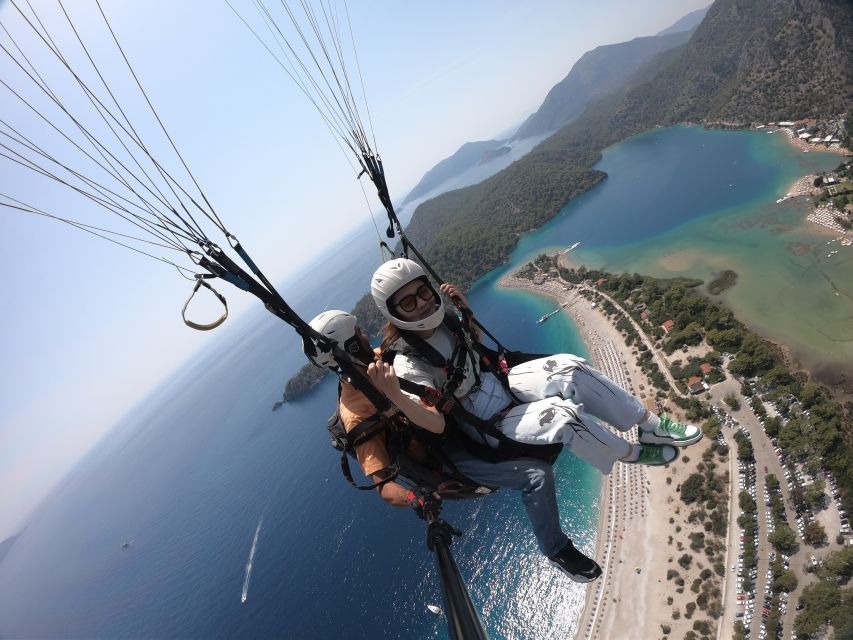 Oludeniz: Blue Lagoon Paragliding Flight Fethiye - The Starting Point: Meeting at the Oludeniz Office