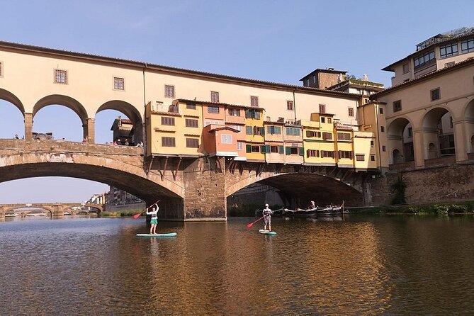 One-oar Surfing on the Arno River from Florence - The Calm of the Arno River: An Ideal Setting for Beginners