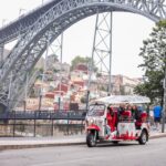 Oporto Tuk Tuk Tour: Among bridges and mysteries - 1.30h - Starting Point and How to Find Your Guide