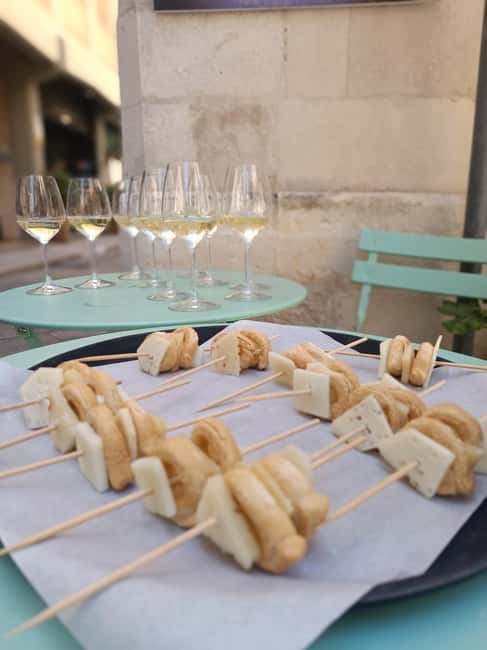 Orecchiette Cooking Class with Food & Wine - Making Orecchiette: A Step-by-Step Guide with Local Guidance