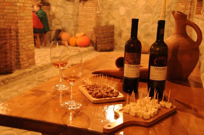 Organic Wine Full Day Private Tour With Tastings and Lunch - The Starting Point and Tour Duration
