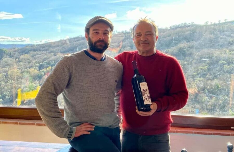 Organic Wine Tasting with Local Food & Stroll in Roccalbegna - Visiting the Winery in Roccalbegnas Countryside