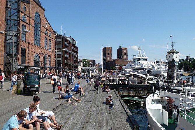 Oslo Airport Transfers : Oslo City to Oslo Airport OSL in Business Van - The Business Van and Professional Drivers