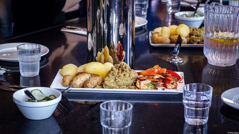 Oslo: Food Tasting and Walking Tour with a Local - Exploring Oslo’s Food Scene with a Local Guide