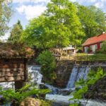 Oslo: Norwegian Food Tour & Hidden Gems City Walk - Starting at Jernbanetorget: The Meeting Point of Oslo’s City Life