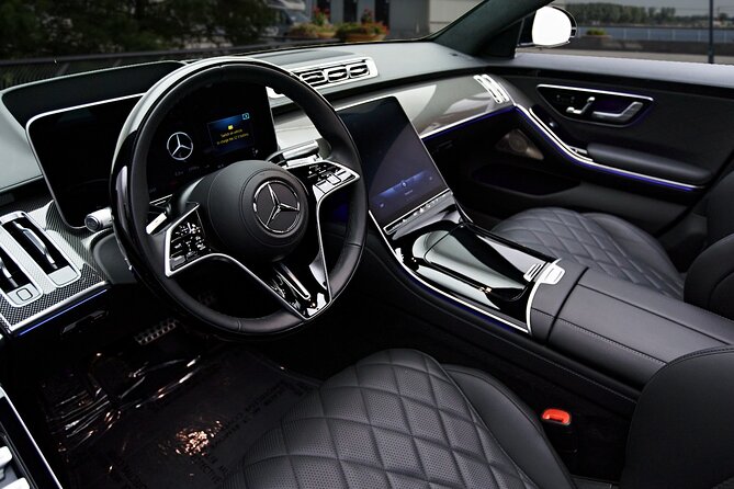 Oslo : Private Transfer to/from Gardermoen Airport to city - How the Service Handles Flight Delays and Delicate Arrivals