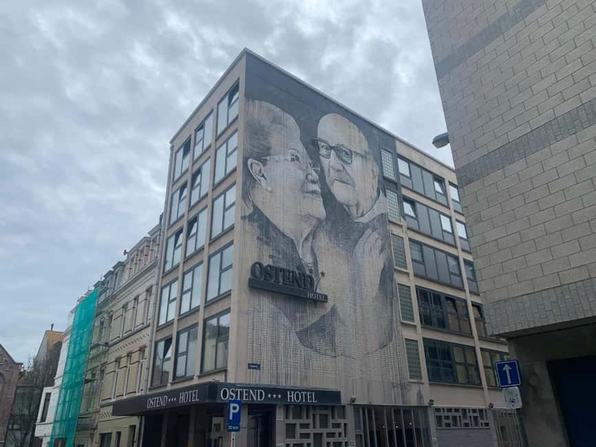 Ostend : Private citycenter street-art walk with local guide - The Art Murals of the Crystal Ship Festival