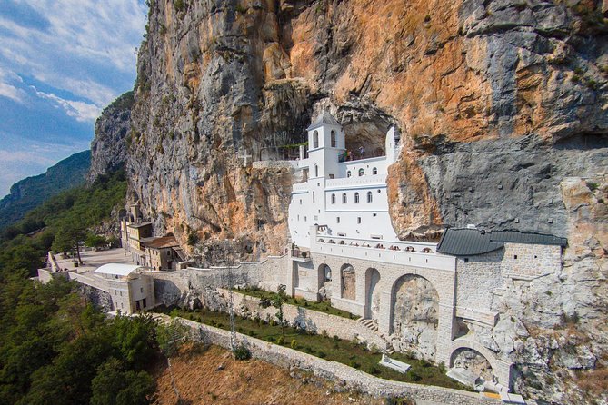 Ostrog and Rijeka Crnojevic Tour from Kotor - Discover the Charm of Rijeka Crnojević