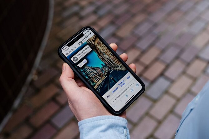 Outdoor Adventure Game in London - London’s Historic Streets as a Puzzle Playground