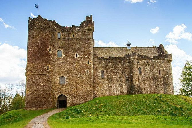 Outlander Luxury Private Day Tour from Edinburgh - Blackness Castle: Fort William and Black Jack Randall