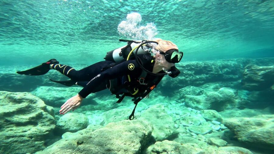 PADI Scuba Diving Program for Beginners in Peloponesse - The Location: Skalakia Rocky Beach and Scuba Turtles Dive Center
