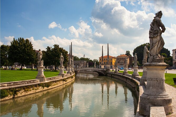 Padova Scavenger Hunt and Sights Self-Guided Tour - Using Your Smartphone for Adventures and Clues
