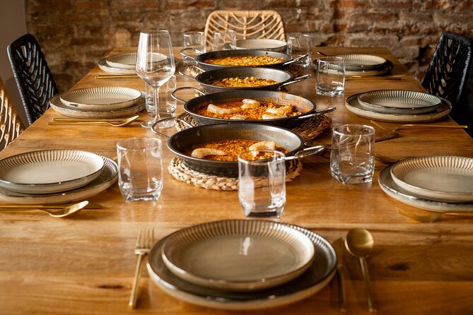 Paella Cooking Class with English Guide in Malaga - Visit to Atarazanas Market: Locally Sourced Ingredients and Vendor Samples