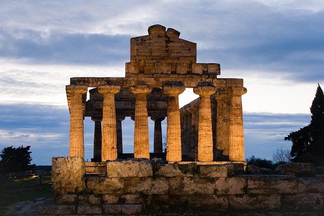 Paestum Private: Temples & Archaeological Museum with Your Local Archaeologist - Navigating the Archaeological Park of Paestum
