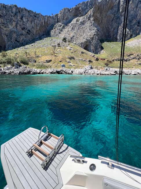 Palermo: boat tour of Mondello and nature reserve with snacks and drinks - The Experience on the Well-Maintained Boat