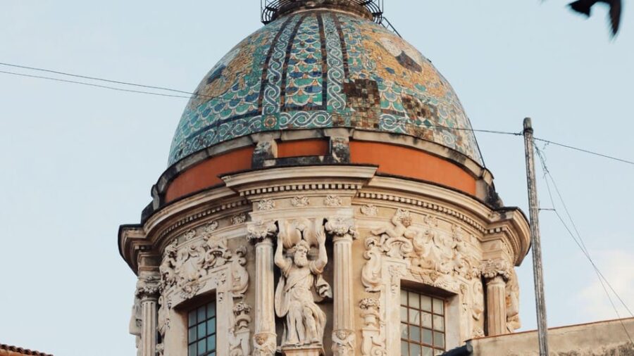 Palermo: custom tour with a local expert - Starting Point at Piazza Quattro Canti and Meeting Details