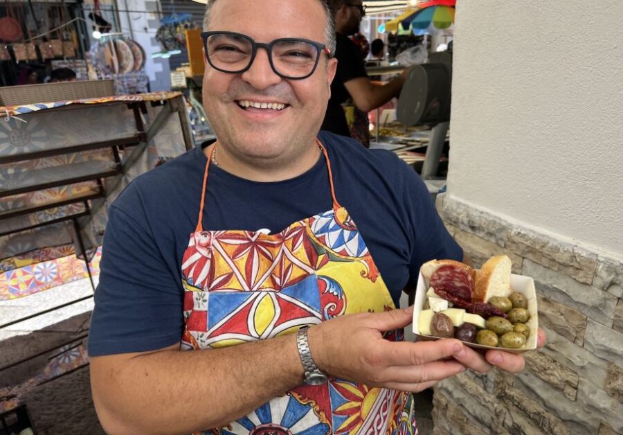 Palermo: Food Tour of 9+ Tastings, Arancini, Cannoli & More - Starting Point at Porta Nuova in Palermo