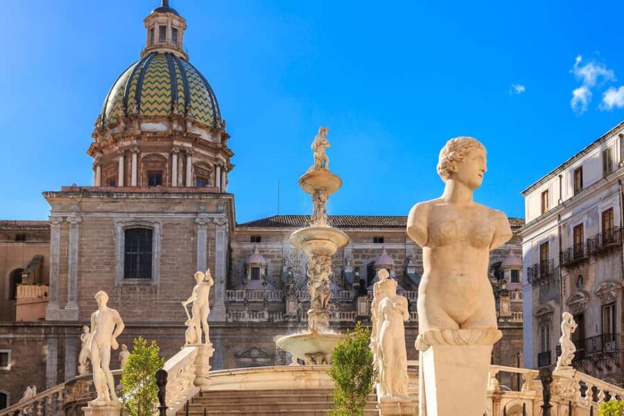 Palermo in a mosaic: a guided tour of the main historical and artistic sites - Starting Point at Piazza Bellini in Palermo