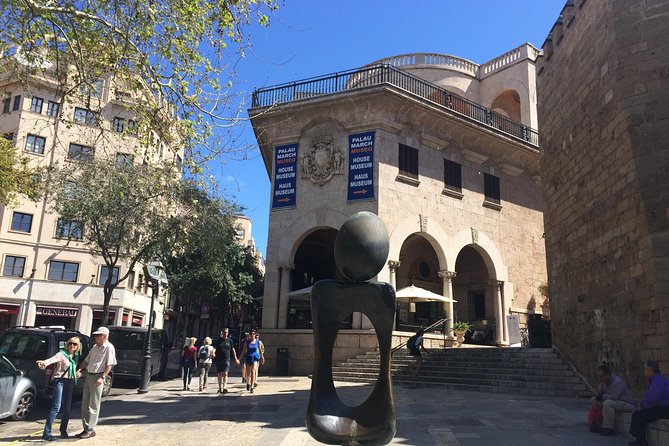 Palma de Mallorca Historical Walking Tour - Specific Stops and Buildings of Interest