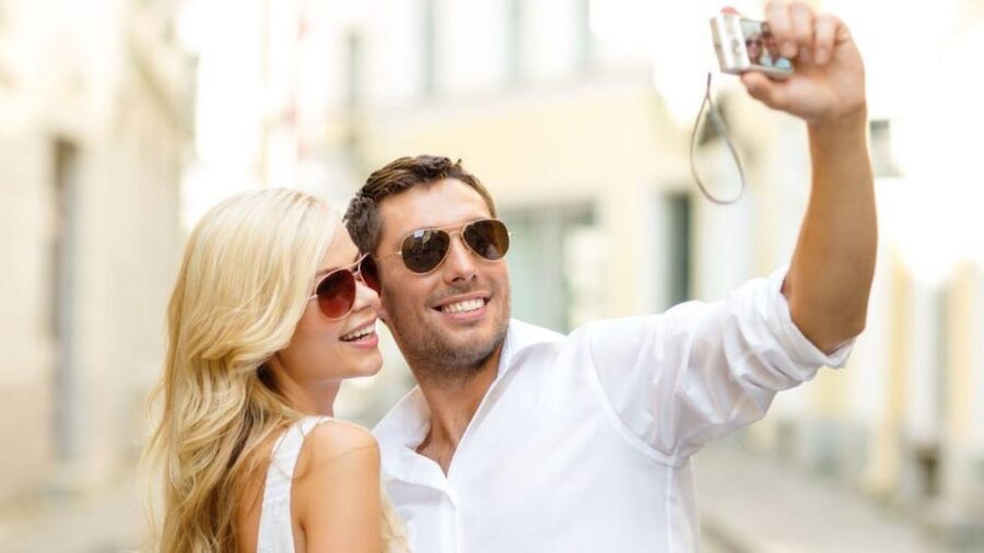 Palma: "FunForTwo", creative relationship game and city walk - Exploring Santa Catalina’s Trendy Streets