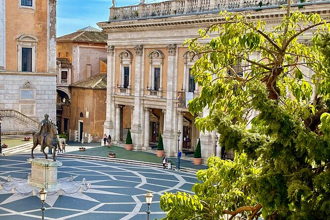 Panoramic Views tour Rome Palatine Hill, Roman Forum, Colosseum - Exploring Trajan’s Forum and the Column