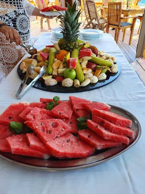 Paphos: All-Inclusive Yacht Cruise to Coral Bay with Stops - Exploring Coral Bay and Its Stunning Marine Life