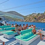 Paradise Tour 4h in Catamaran through Mallorca and Puerto Andratx with Lunch - Starting Point and Meeting Details in Santa Ponça