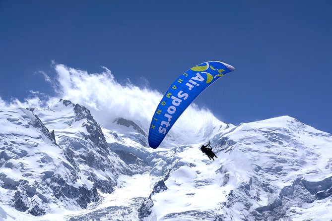 Paragliding Tandem Flight over the Alps in Chamonix - How the Flight Takes Off and What You See