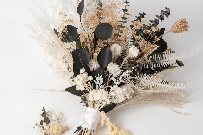 Paris 1e: 3 Hour Wedding Bouquet Private Workshop - Materials and Customization: Ribbons, Dried Flowers, and Wrapping Paper