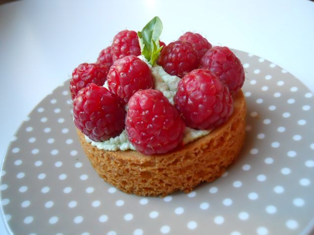 Paris: 2.5-Hour French Pastry Cooking Class - Guided by a Chef from a Top Culinary School