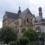 Paris - 6-Hour Private Guided Walking Tour of the City - Key Points