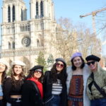 Paris: 6-hour PRIVATE tour in a van - photoshoot included - Discover the Best Views at Place du Trocadéro