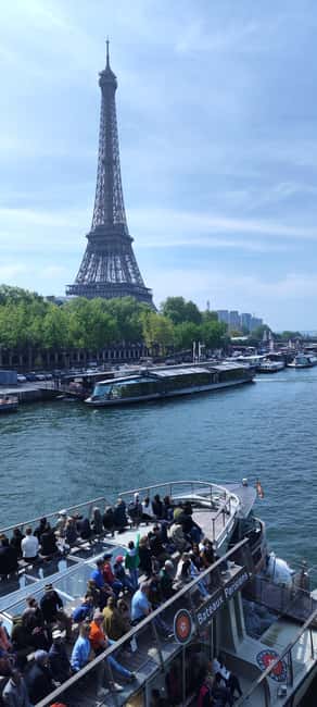 Paris and Cheese: Private Guided Car Tour for the Whole Family - Traveling in Paris in a Private, Elegant Vehicle