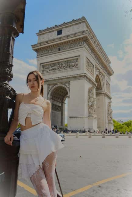 Paris: Arc de Triomphe & Hidden Spots Photoshoot - Exploring the Champs-Élysées and Its Iconic Atmosphere