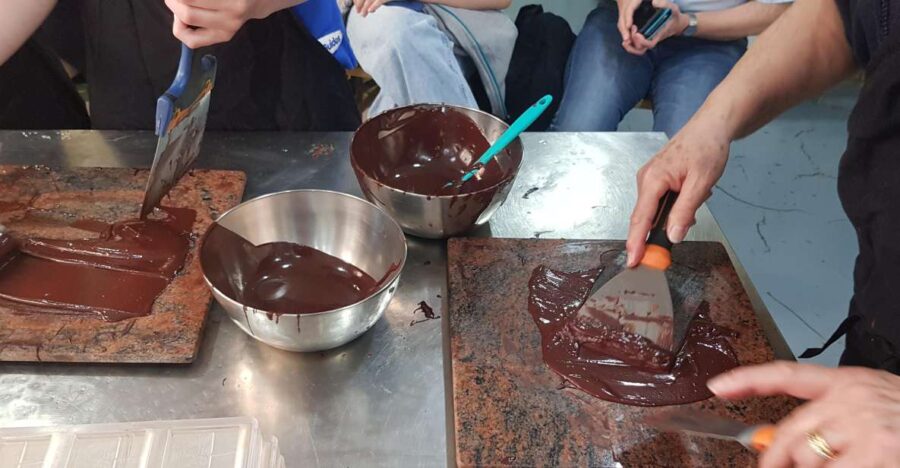 Paris: Chocolate Discovery Workshop and Tasting - Meet the Artisans: Yasmine and Sébastien