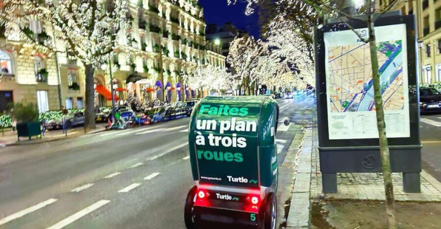Paris: Christmas Lights Private Tour in a Modern Rickshaw - Glimpse the Elegance of Avenue Montaigne and the Champs Elysées