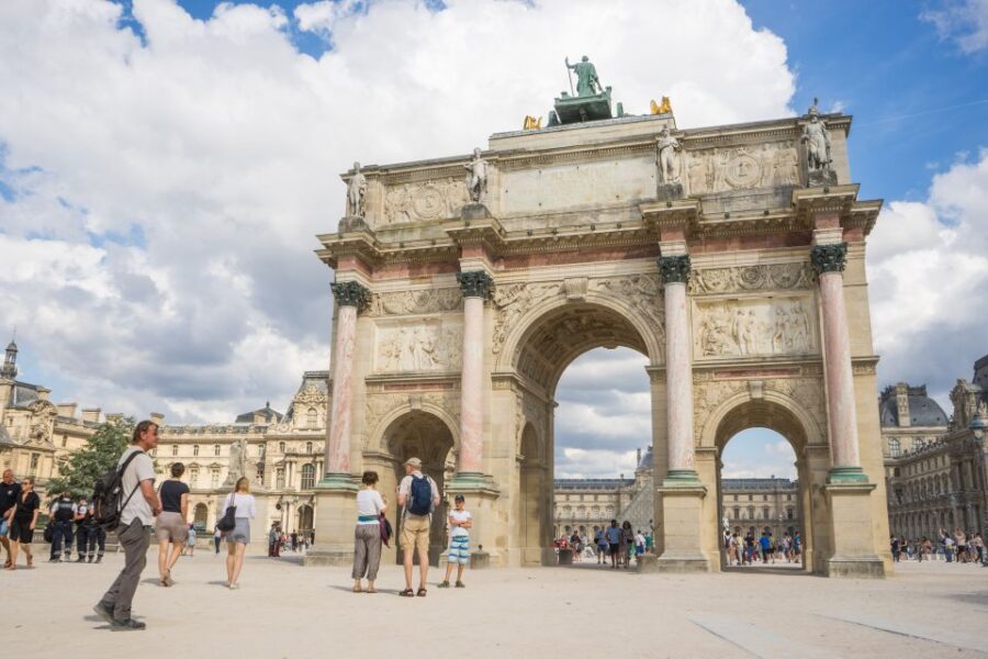 Paris: City Center Guided Walking Tour - Walking Through Paris’ Iconic City Center