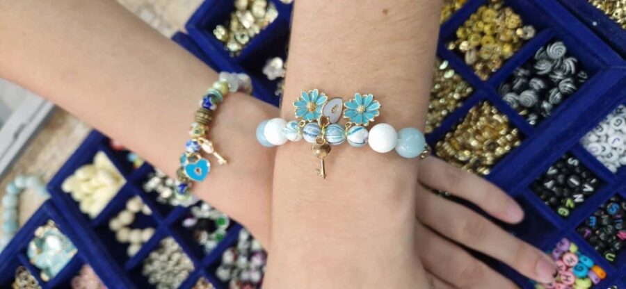 Paris: Custom Souvenir Bracelet Workshop - What You Can Expect During the Workshop