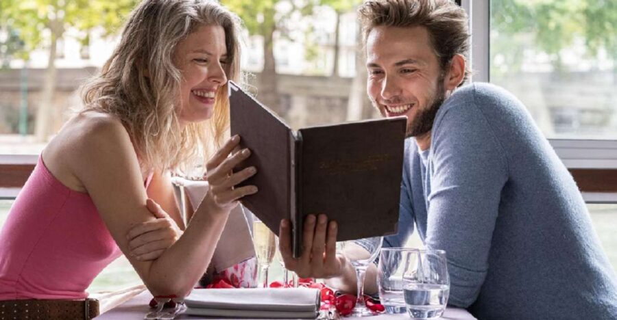 Paris: Early Evening Dinner Cruise on the River Seine - Experience the French Cuisine: A Three-Course Meal on the Water