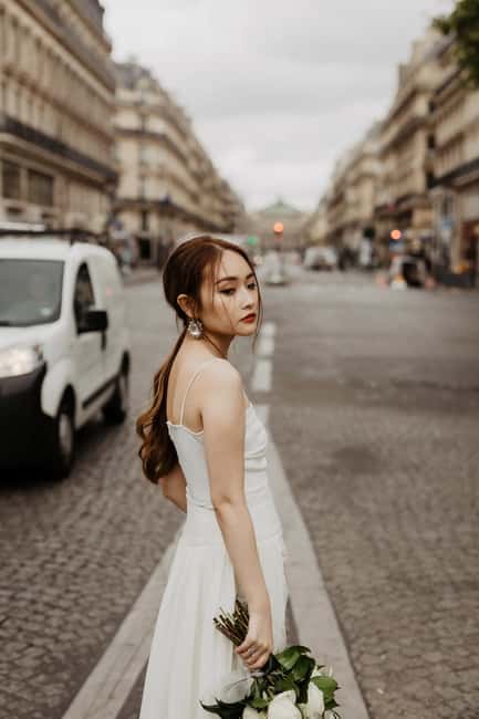 Paris: Eiffel Tower Photoshoot with Online Gallery - Visit the Iconic Vantage Points of Paris