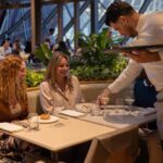 Paris: Elegant Dinner with Drinks in the Eiffel Tower - Seating Options and Ambiance